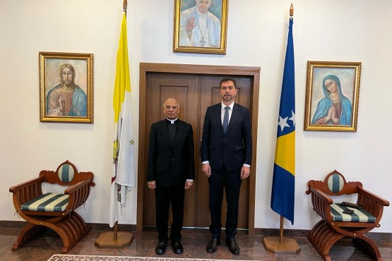 Predsjedavajući Predstavničkog doma PSBiH Marinko Čavara boravio u posjeti apostolskom nunciju u BiH